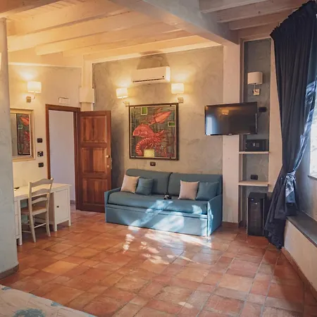 Capomulini Dimora Storica 3*